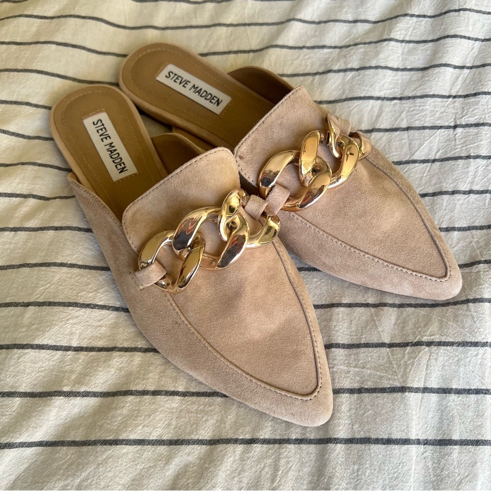 Steve Madden Tan Gold Chain Mules